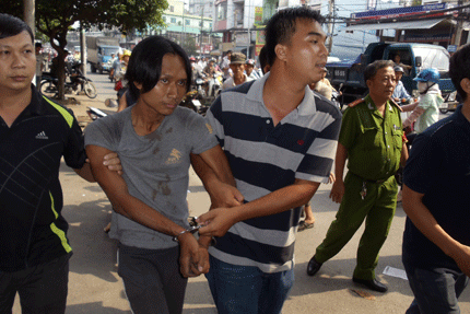 Kẻ bắt cóc hai trẻ mầm non từng giết người