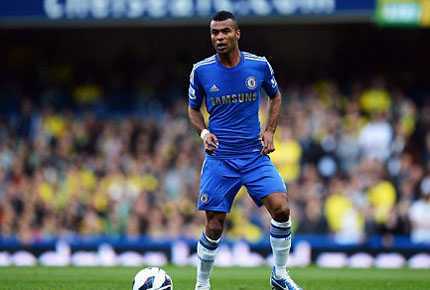 Ashley Cole rời Chelsea: MU, Real và Man City vào cuộc
