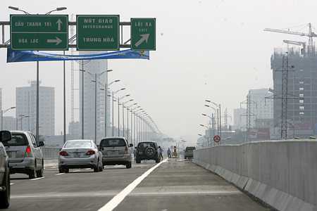 Ảnh: Thông xe đường trên cao đầu tiên ở Hà Nội