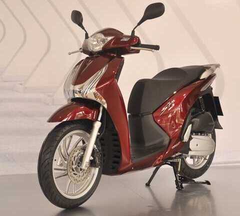 'Hàng nóng' Honda giảm giá vẫn ế ẩm