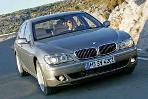Xe đắt nhất của BMW dính lỗi hàng loạt