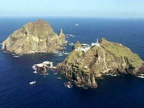 Mỹ thấy tấm biển và cọc ghi đảo Dokdo là của Nhật