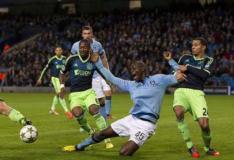 Liệu Man City có mất oan một quả phạt đền?