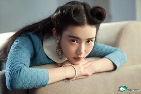 Ngắm 'Nữ hoàng xinh đẹp' của mạng xã hội Trung Quốc