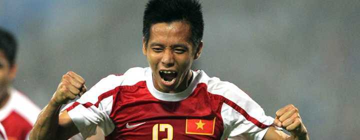 Bản tin AFF Cup: Văn Quyết lên báo nước ngoài