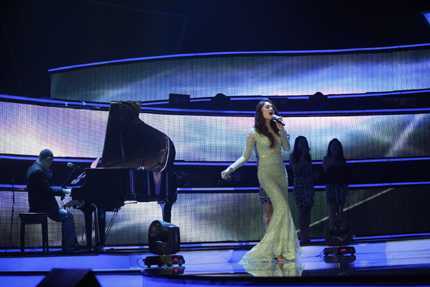 Hương Giang Idol hát tặng ‘người tình’, BGK thất vọng