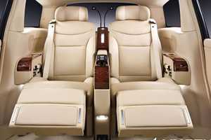 Soi xe ‘tiện nghi như Rolls Royce, giá bằng 1/10’ ở VN