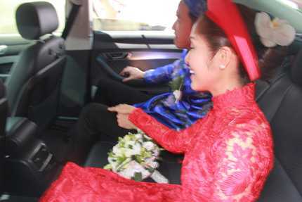 Khóc cười cùng đám cưới Hà Tăng