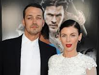 Kristen tiếp tục vai Bạch Tuyết, người tình rút lui