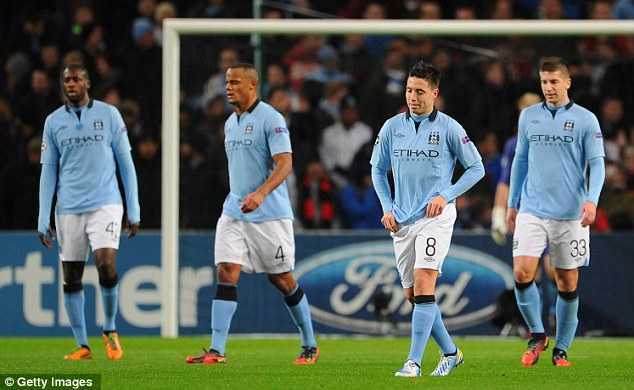 Hòa Real, Man City đắng cay rời Champions League