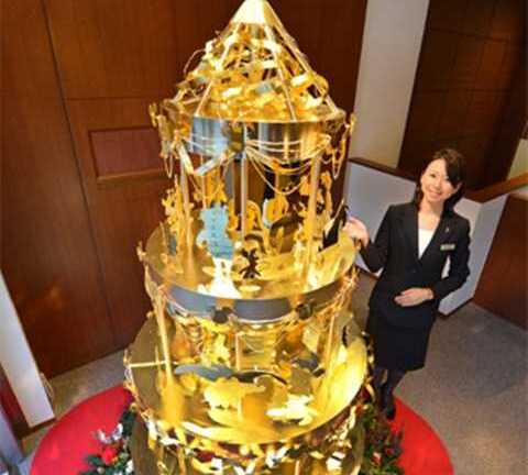 Thế giới 24h: Ngắm cây thông làm từ 40 kg vàng ròng