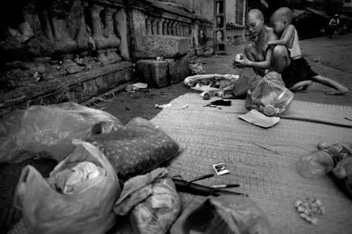 'Quái nhân' Hà Thành kể chuyện 'nhặt vợ' ở bãi rác