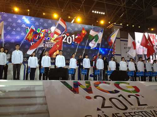Tuyển thủ eSports VN ca khúc khải hoàn tại WCG 2012