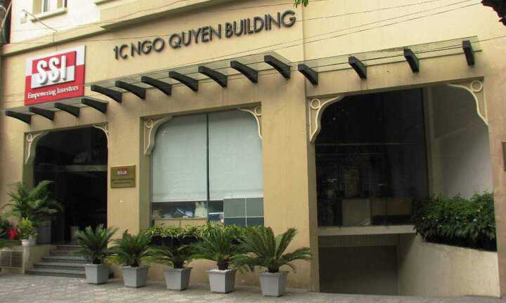 Công ty chứng khoán tặng nhân viên... 12kg gạo