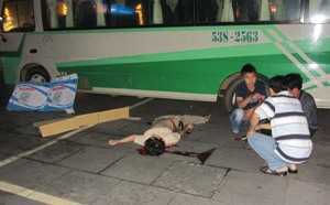 Nam sinh viên chết thảm giữa trung tâm TP.HCM