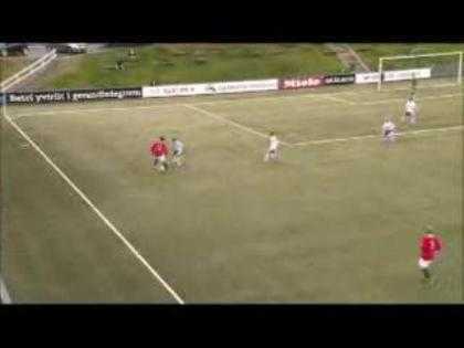 Pha lừa bóng ngoạn mục như nhảy hiphop