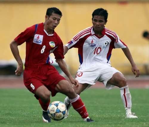 Bóng đá VN: Một thập kỉ ngậm ngùi cảnh 'mớ rau con cá'