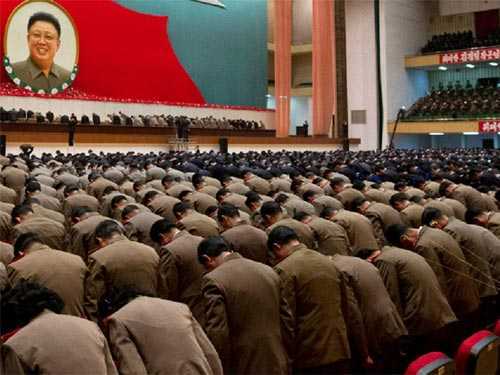 Video: Triều Tiên kỉ niệm 1 năm ngày mất Kim Jong-il