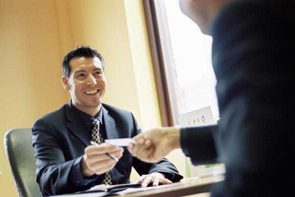 Lương quản lý cấp cao Trung Quốc tăng chóng mặt