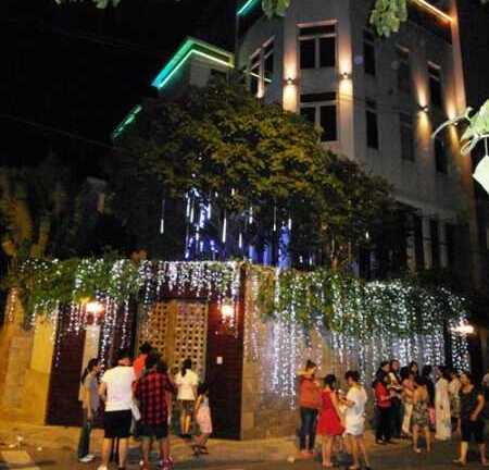 Choáng ngợp biệt thự triệu đô đón giáng sinh của Mr.Đàm