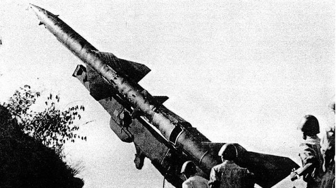 Tên lửa SAM-2, nỗi khiếp đảm của 'thần tượng' Hoa Kỳ