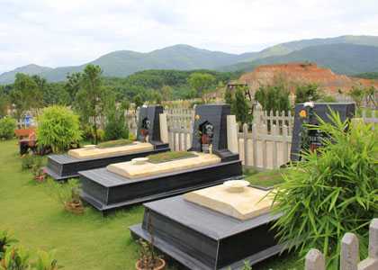 Bỏ tiền tỷ mua đất mộ