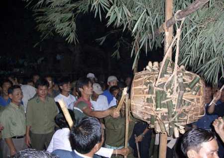 Tục lệ kỳ lạ của người Ma Coong ở Quảng Bình