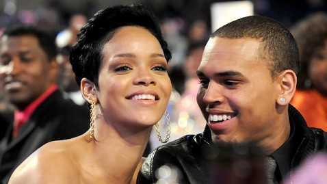 Rihanna quyết tái hợp người tình 'vũ phu'