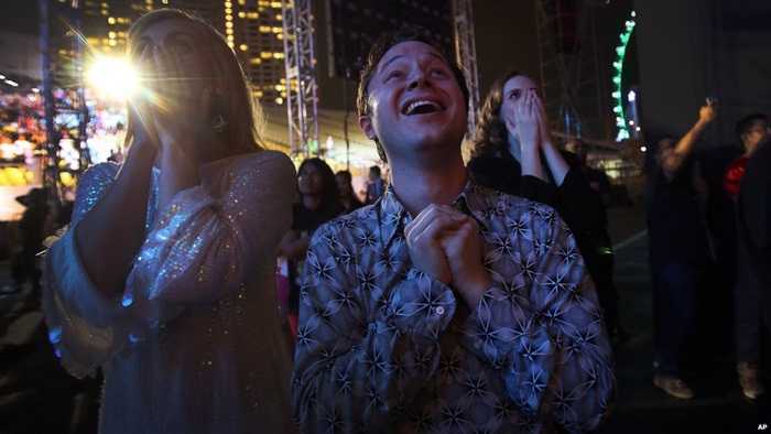 Video, ảnh: Toàn thế giới hân hoan đón chào 2013