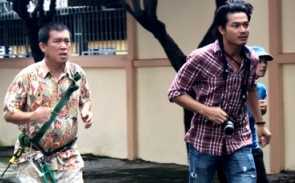 ‘Hiệp sĩ guốc vông’ mở hàng ‘thảm hoạ điện ảnh’ 2013?