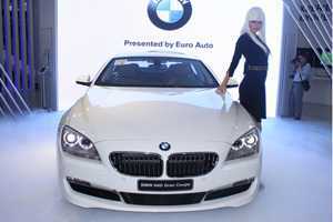 Năm mới, BMW kích cầu tại Việt Nam bằng… xăng