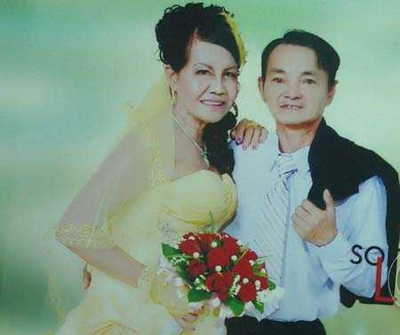 Xôn xao đám cưới cô dâu 71 tuổi ở Long An