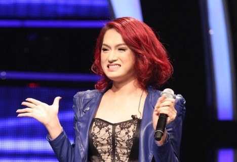 Clip: Khán giả Vietnam Idol 'buông tha' cho Hương Giang