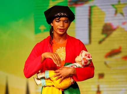 Thành Lộc hoảng vì bị chàng giả gái tán tỉnh