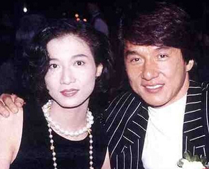 Thành Long gián tiếp thừa nhận có con rơi