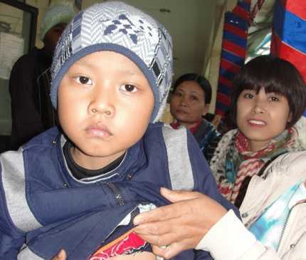 'Tôi sững sờ khi bác sĩ bảo gan cháu nát lắm rồi'