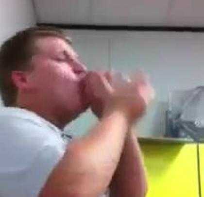 Clip xem xong giật mình, không tin nổi