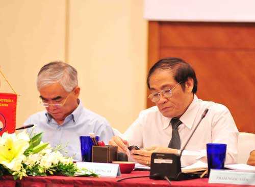 VFF thiếu tiền, tuyển VN hết đường ở khách sạn 5 sao