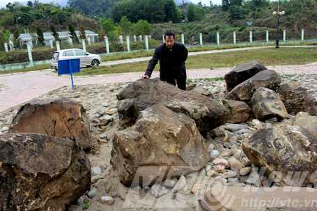 Giải mã những tảng đá bí ẩn trước thủy điện Sơn La