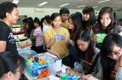 Osin sinh viên Tết 250.000 đồng/ngày