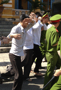 Yêu người tình nhí, nam thanh niên lĩnh 15 năm tù