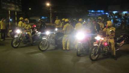 TP.HCM: Phát hiện hàng loạt hung khí trong đêm