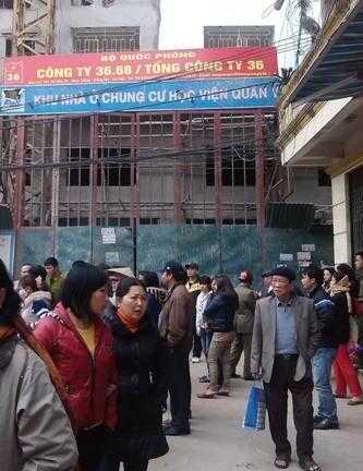 Hà Nội: Rơi vật liệu công trình, nam sinh viên tử vong