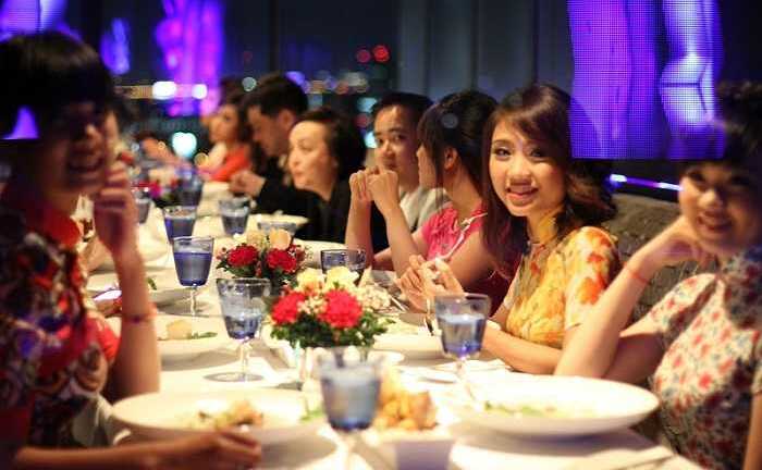 Thái Lan ‘đãi’ hotgirl Việt những xa hoa lộng lẫy