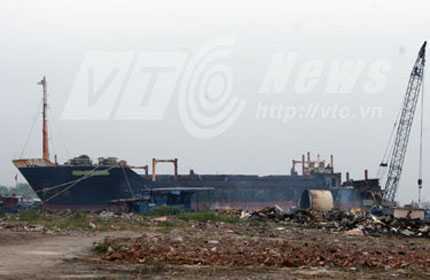 Vụ xẻ thịt tàu ngoại: 'Quan chức môi trường' nói gì?