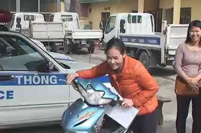 Trao trả xe mất cắp về chính chủ