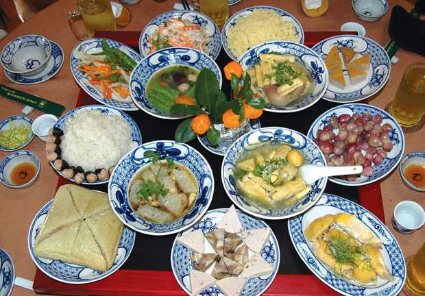 Bí kíp để việc ăn uống không làm Tết mất vui