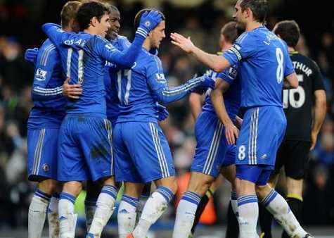 Hazard trở lại, Chelsea dội mưa bàn thắng
