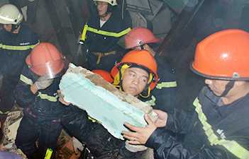 Nổ sập nhà: Công an kể chuyện cứu mạng sống