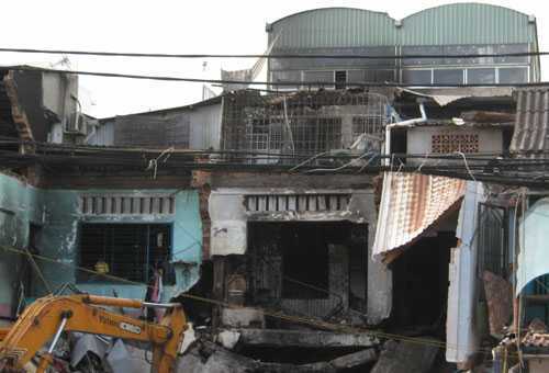 Nổ nhà kinh hoàng: Sức công phá bằng một quả bom